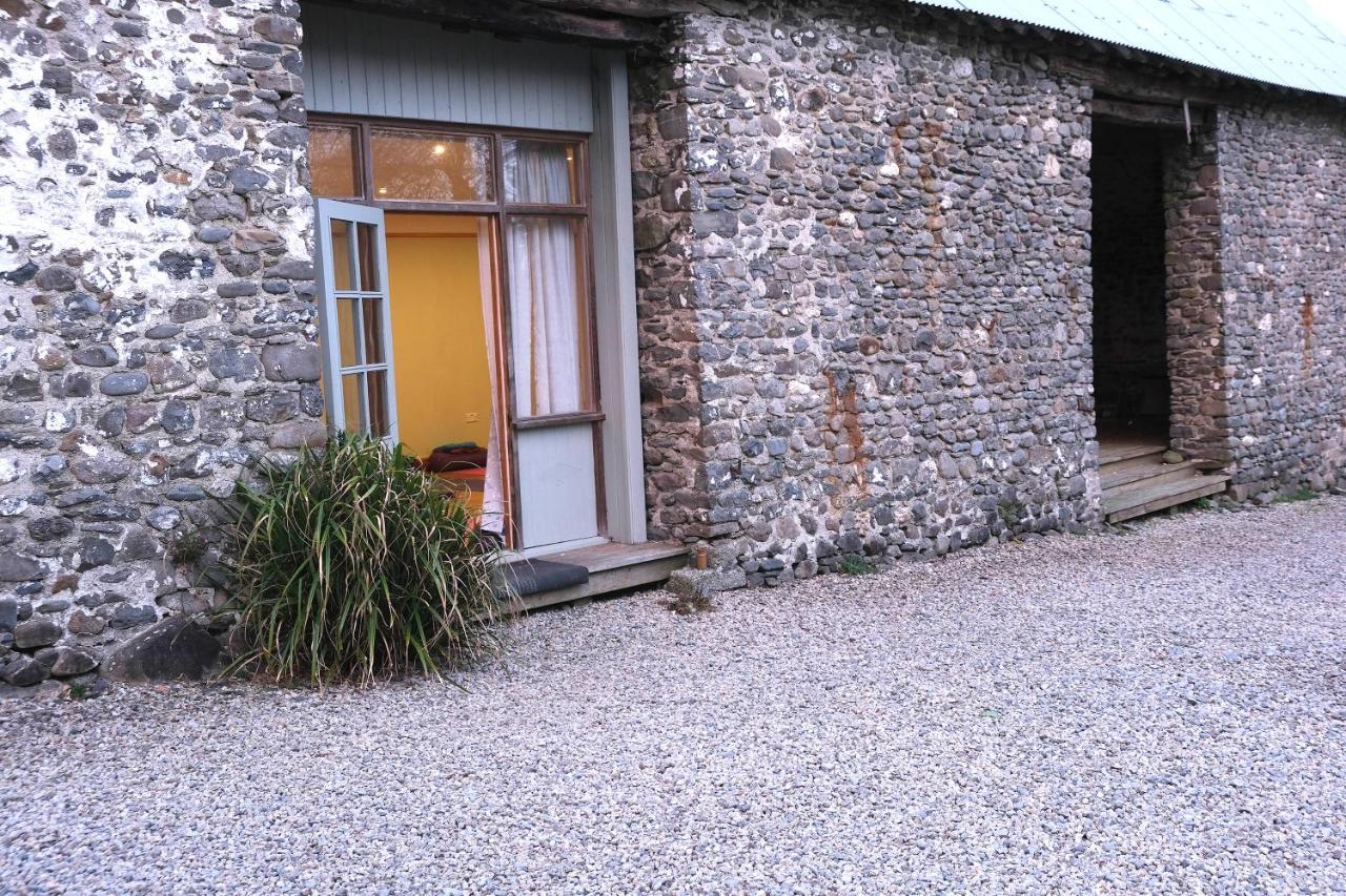 Henllys Estate B And B Llandovery Eksteriør billede